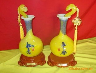 方寸匠心，情誼無(wú)價(jià) 探秘工藝禮品的世界